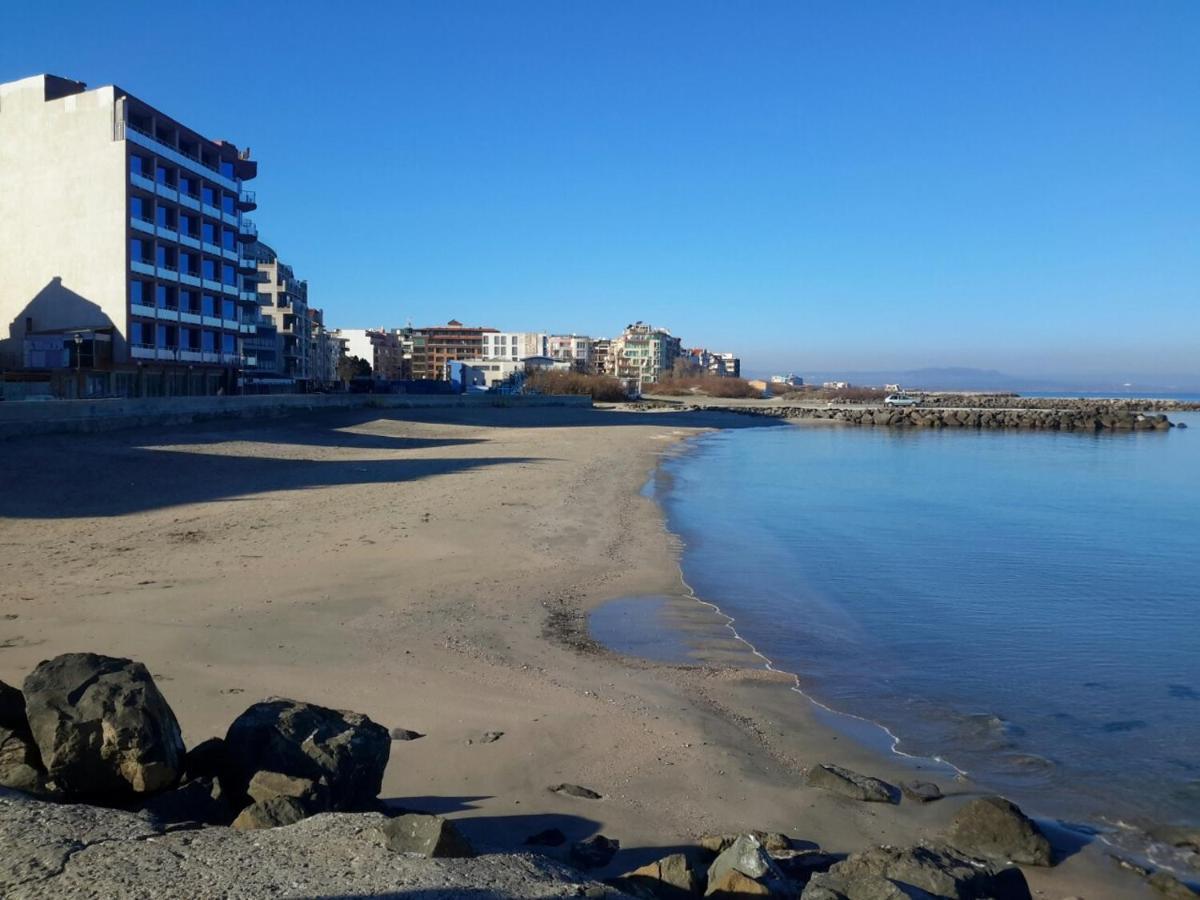 Айвазовский Парк Pomorie Exterior foto